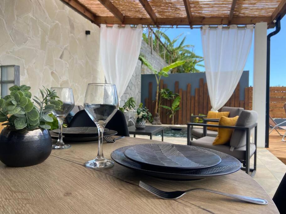 Cocoon Love Avec Piscine Privative Saint-Louis Luaran gambar