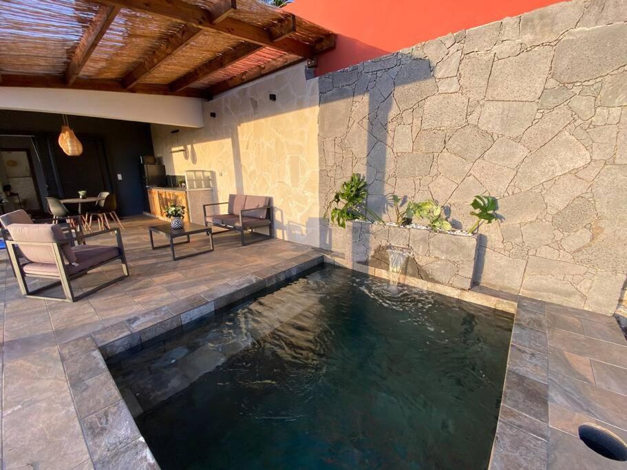 Cocoon Love Avec Piscine Privative Saint-Louis Luaran gambar