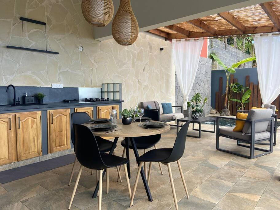 Cocoon Love Avec Piscine Privative Saint-Louis Luaran gambar