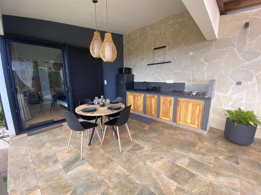 Cocoon Love Avec Piscine Privative Saint-Louis Luaran gambar