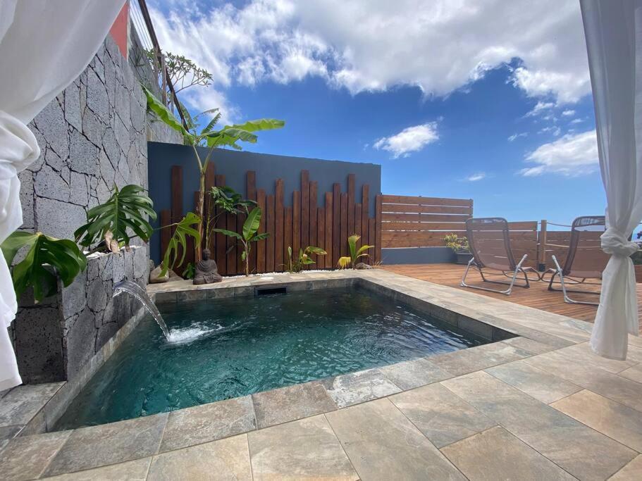 Cocoon Love Avec Piscine Privative Saint-Louis Luaran gambar